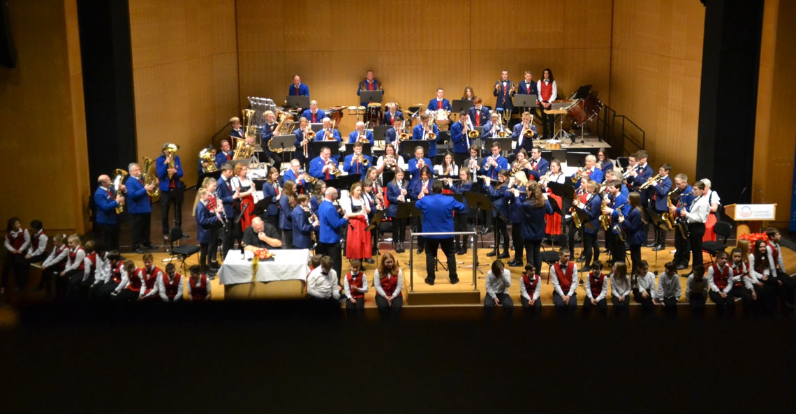 Benefizkonzert der Stadtkappelle und des Jugendorchesters Gersthofen